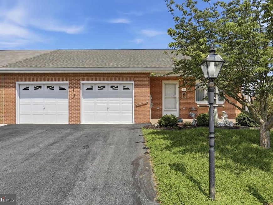 148 Southern Oak Drive, Hagerstown, MD 21740 Main Photo