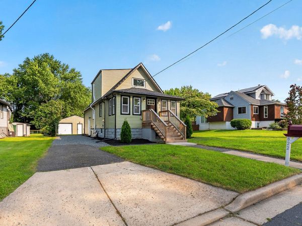 822 LONGWOOD AVENUE, CHERRY HILL, NJ 08002