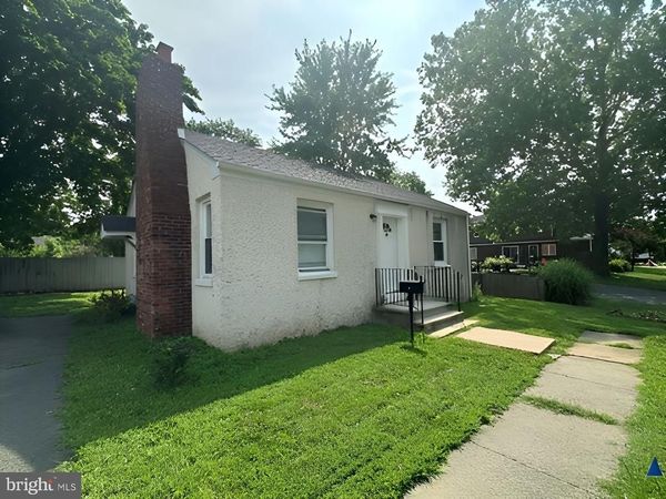 24 SEMINARY AVENUE, HOPEWELL, NJ 08525