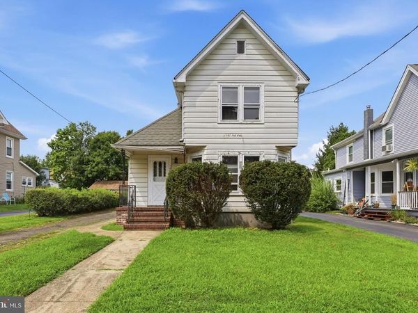 128 CENTER STREET, HIGHTSTOWN, NJ 08520