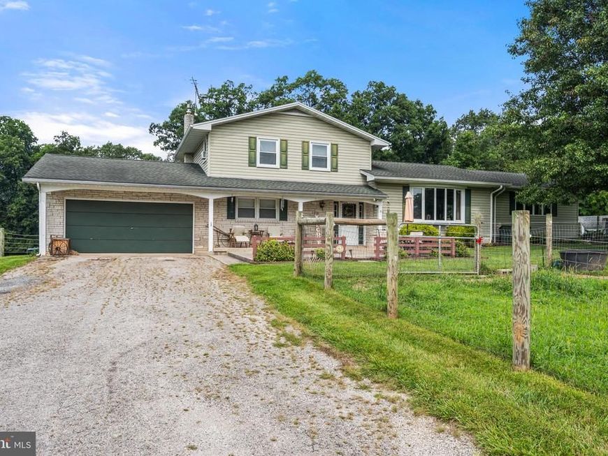 99 Mud College Road, Littlestown, PA 17340 Main Photo