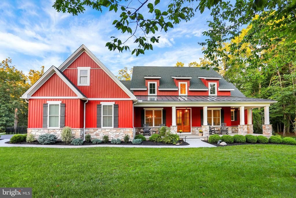 3 RED OAK LANE, MOUNT HOLLY SPRINGS, PA 17065