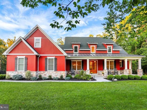 3 RED OAK LANE, MOUNT HOLLY SPRINGS, PA 17065