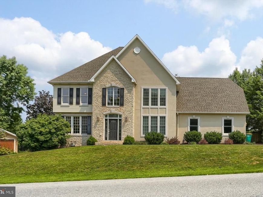 32 Sunfire Avenue, Camp Hill, PA 17011 Main Photo