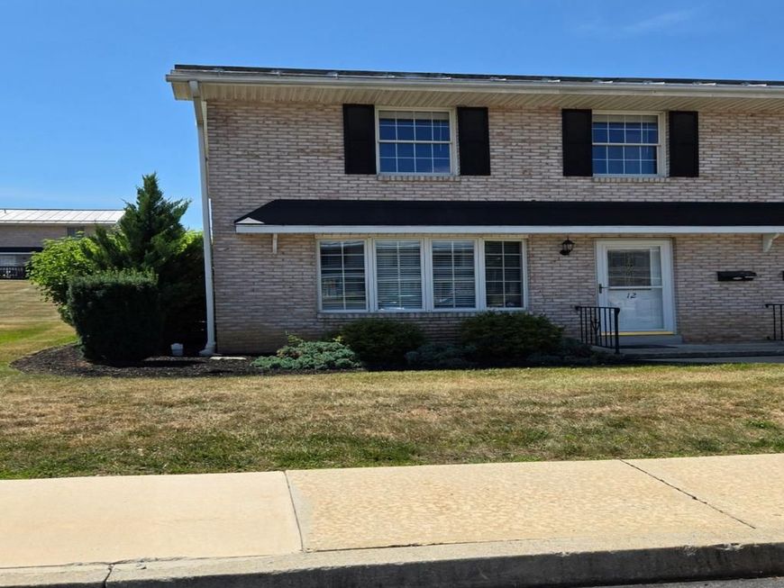 12 Bentley Place, Carlisle, PA 17013 Main Photo