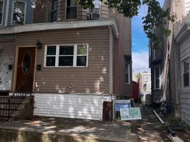 404 S 3RD STREET, DARBY, PA 19023