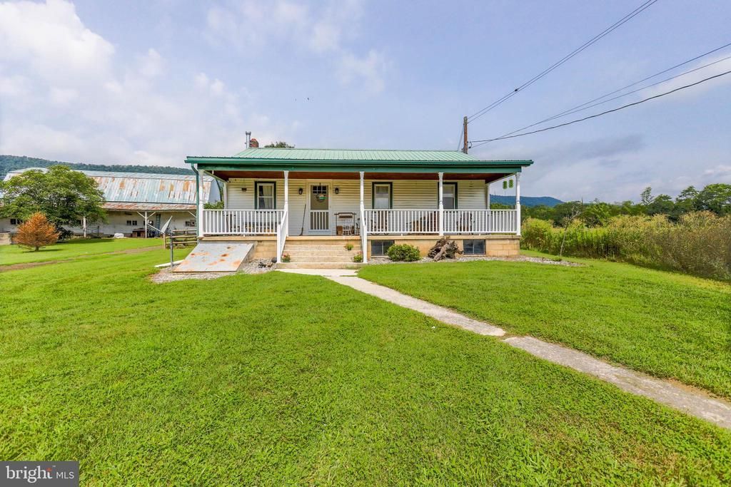 14957 CUMBERLAND HIGHWAY , ORRSTOWN, PA 17244