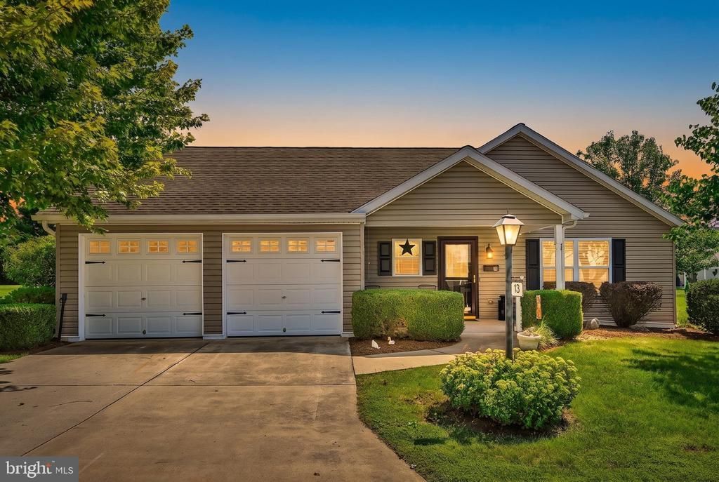 13 BEAUTY MARY WAY, PINE GROVE, PA 17963