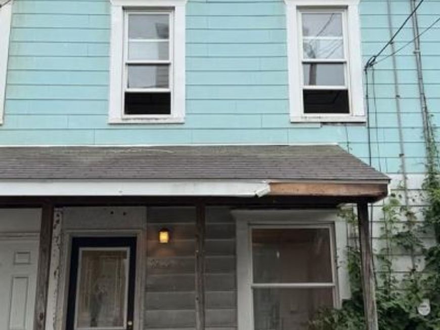 2422 W Water Street, Mahanoy Plane, PA 17949 Main Photo