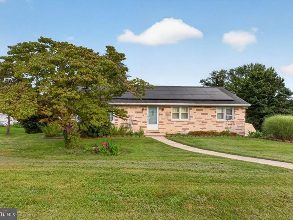 5 MONTICELLO AVENUE, SPRING GROVE, PA 17362
