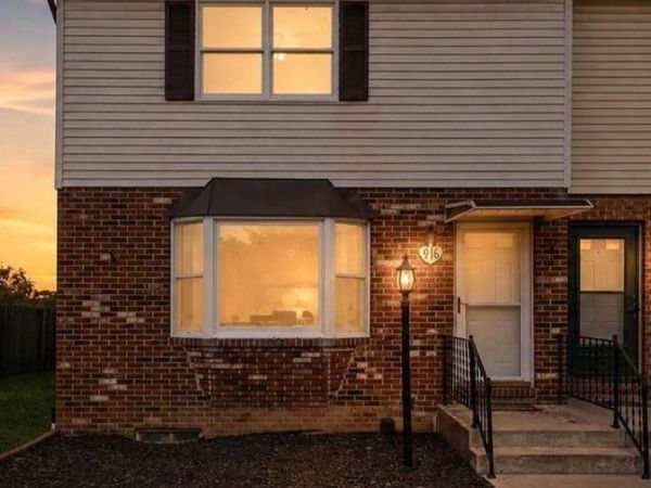 916 HILLTOP DRIVE, WOODSTOCK, VA 22664