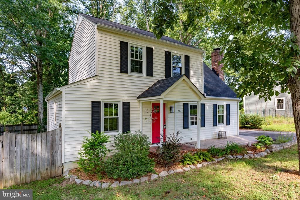 13 Cherry Laurel, Fredericksburg, VA 22405 Main Photo