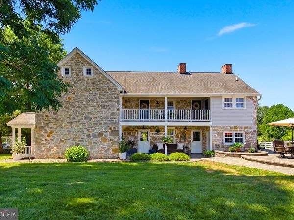 2120 ROPP DRIVE, MARTINSBURG, WV 25403
