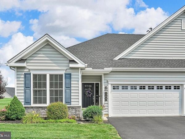 109 REPUBLIC TERRACE, EAST PETERSBURG, PA 17520
