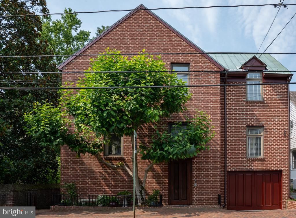 211 A KING GEORGE STREET, ANNAPOLIS, MD 21401