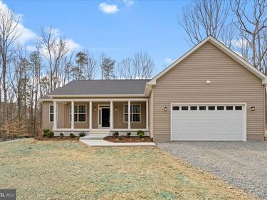 2132 MOUNT OLIVE ROAD, BEAVERDAM, VA 23015