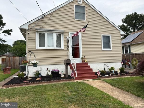 942 WOODLYNN ROAD , ESSEX, MD 21221