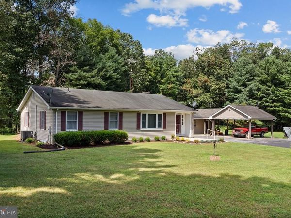 824 CHERRYTOWN ROAD, WESTMINSTER, MD 21158