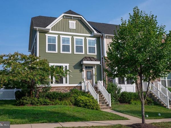 1290 VILLAGE GREEN WAY, BRUNSWICK, MD 21716