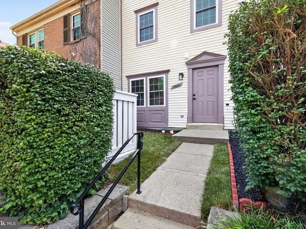 19950 APPLEDOWRE CIRCLE, Unit 394, GERMANTOWN, MD 20876