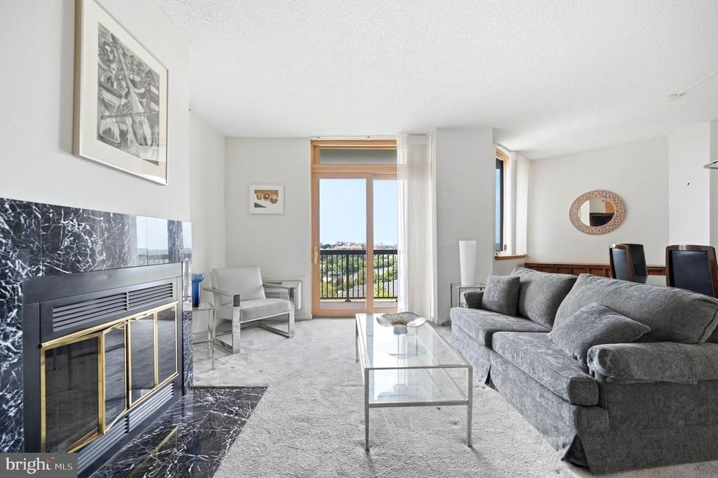 30 S Adelaide Avenue, Unit 8J, Highland Park, NJ 08904 Main Photo