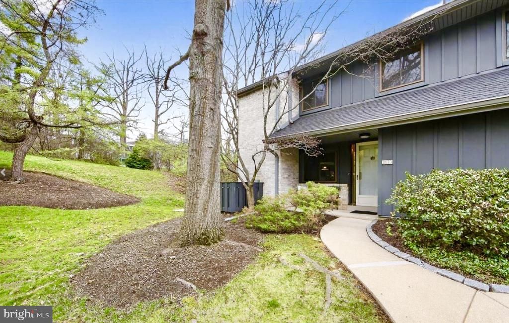 529 FOXWOOD LANE , PAOLI, PA 19301