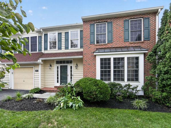 218 HILLSBORO MILLS LANE, WALLINGFORD, PA 19086