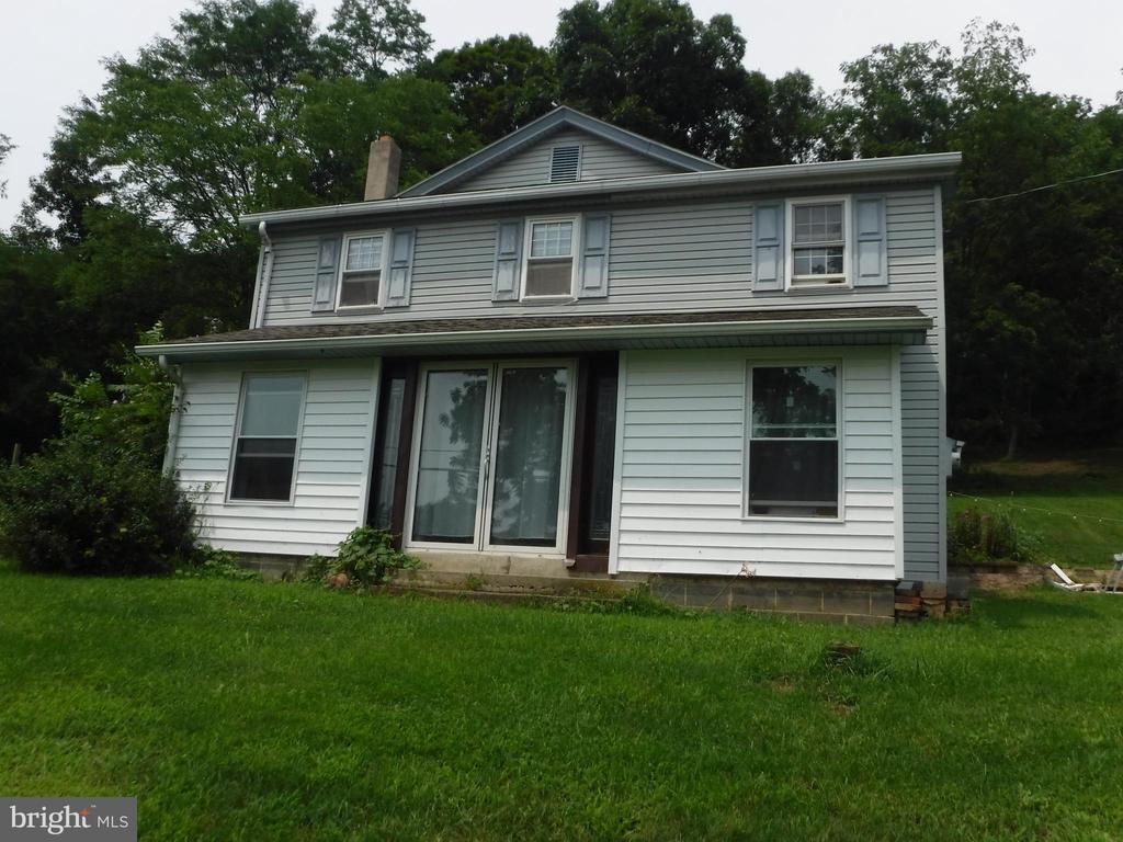 2106 JERICHO ROAD, NEW BLOOMFIELD, PA 17068