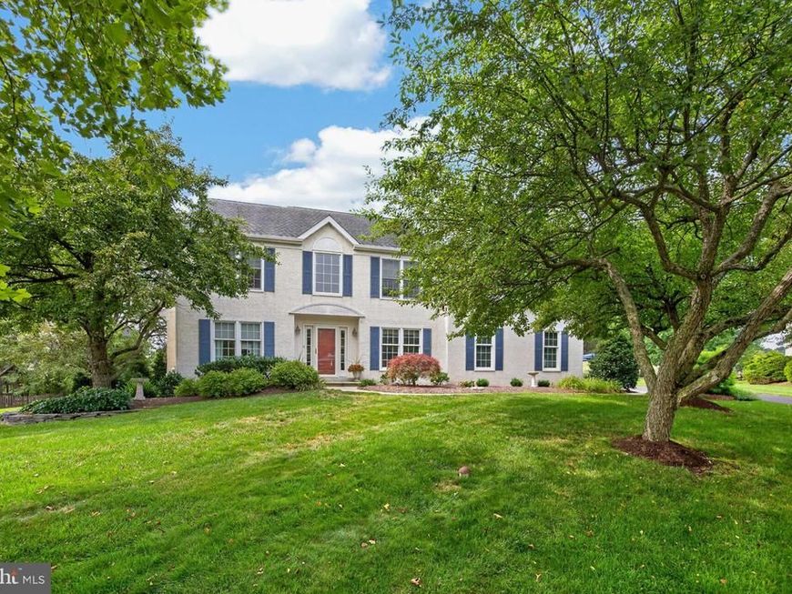 103 Henry Acker Circle, Downingtown, PA 19335 Main Photo