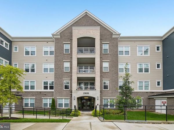 21610 HAWKSBILL HIGH CIRCLE, Unit 102, STERLING, VA 20164