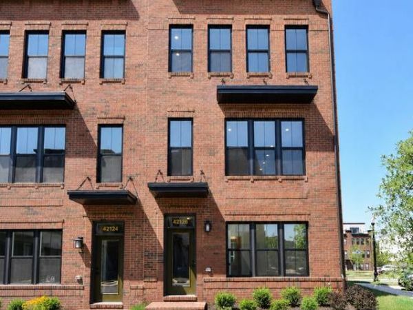 42126 HAZEL GROVE TERRACE, BRAMBLETON, VA 20148