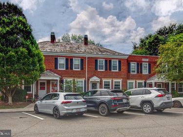 2906 S BUCHANAN STREET, ARLINGTON, VA 22206
