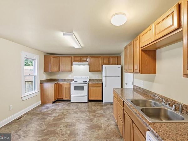 4 THORN STREET, MAGNOLIA, DE 19962