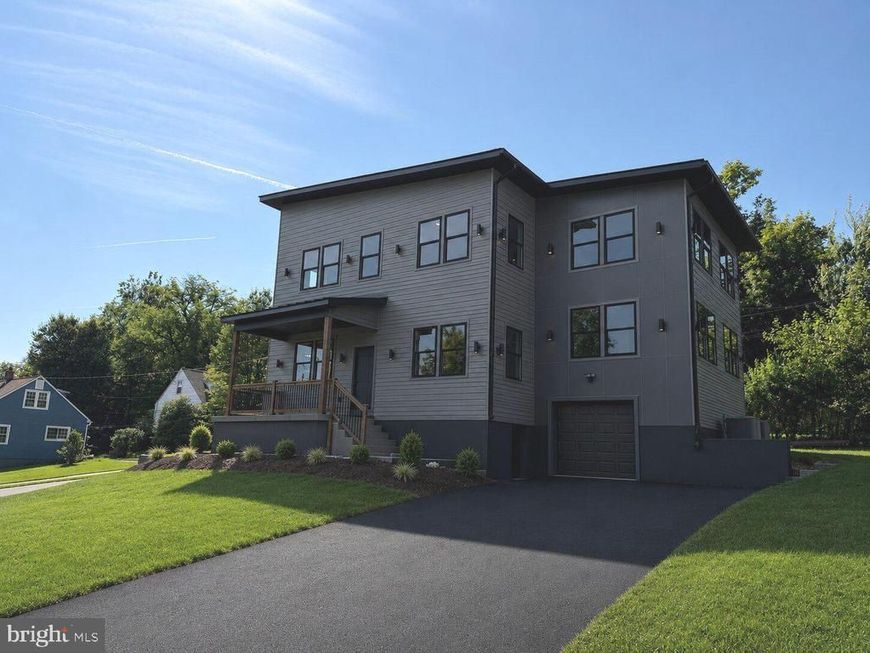 21 Cadwallader Court, Yardley, PA 19067 Main Photo