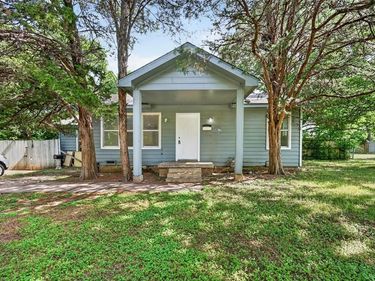 8323 Lapanto Lane , Dallas, TX 75227