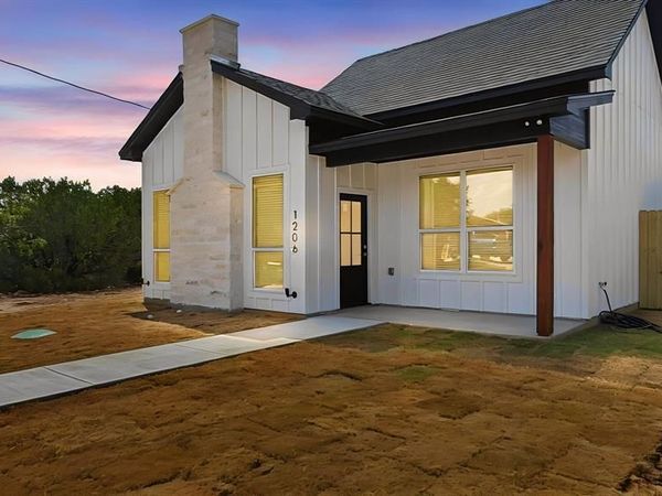 1206 Thicket Court, Granbury, TX 76048