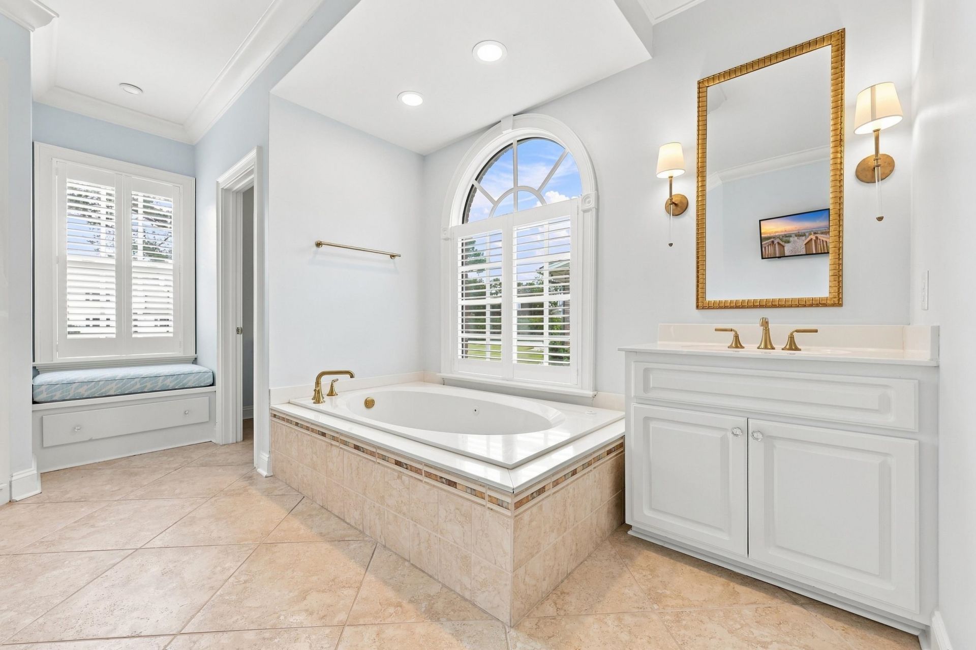 3766 Annandale Dr. Photo 16