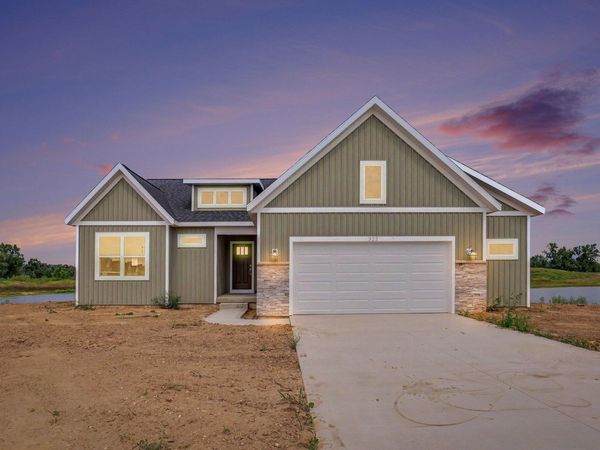 322 Blue Ash Lane, Coopersville, MI 49404