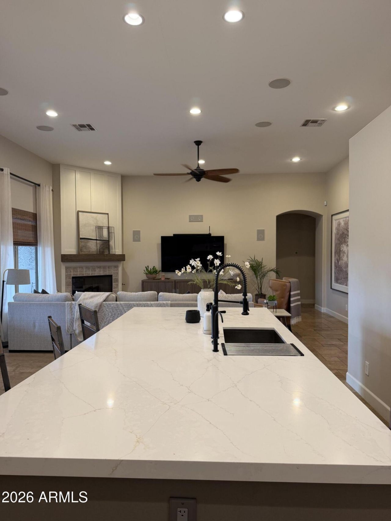 10028 S 27TH Avenue, Laveen, AZ 85339