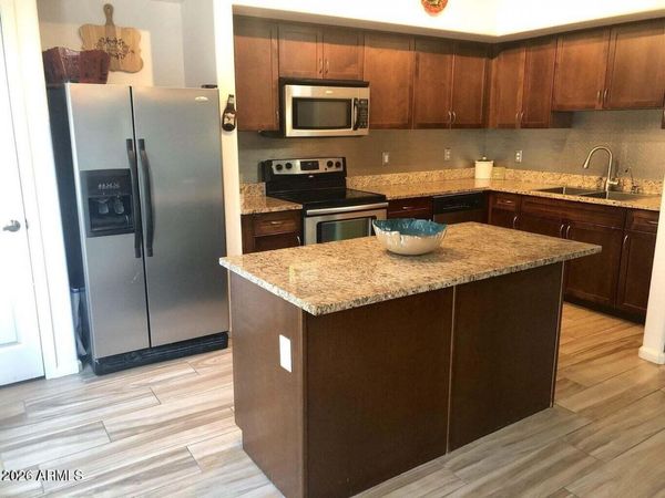 1920 E BELL Road, Unit 1072, Phoenix, AZ 85022