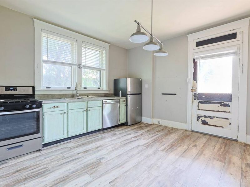 2922 Grasselli Avenue, Cincinnati, OH 45211 Photo 12