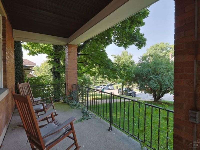 2922 Grasselli Avenue, Cincinnati, OH 45211 Photo 3