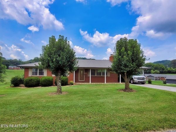 3150 Robinson Creek Rd, Morristown, TN 37813