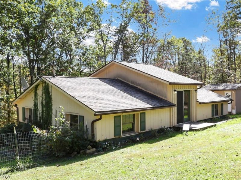 852 Wallace Road , Little Hocking, OH 45742 Photo 4