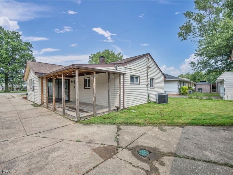 37338 Lakeshore Boulevard, Eastlake, OH 44095 Photo 26