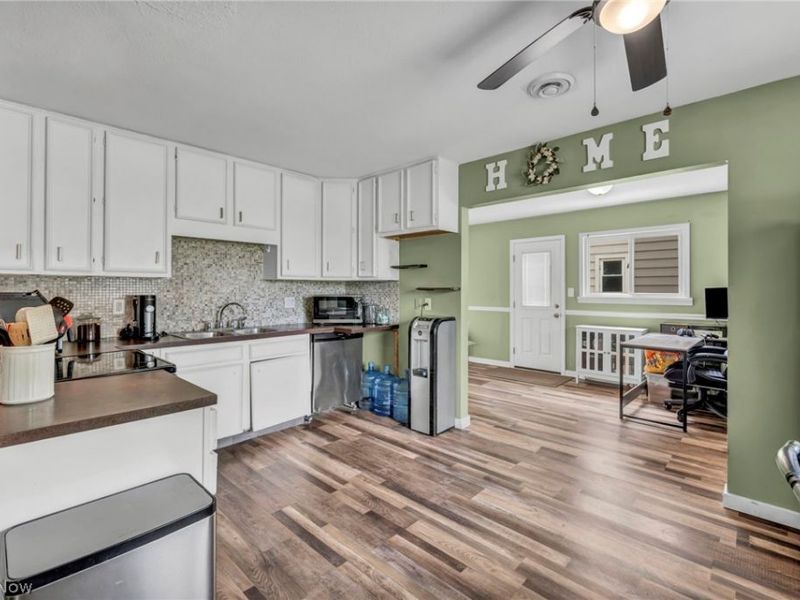 37338 Lakeshore Boulevard, Eastlake, OH 44095 Photo 9