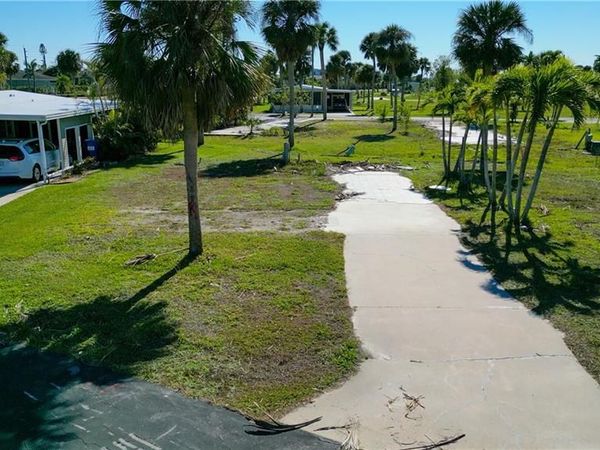 13661 Catbird DR , FORT MYERS, FL 33908