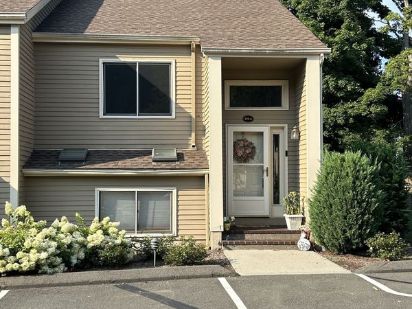 219 Twin Lakes, Unit A, North Branford, CT 06471