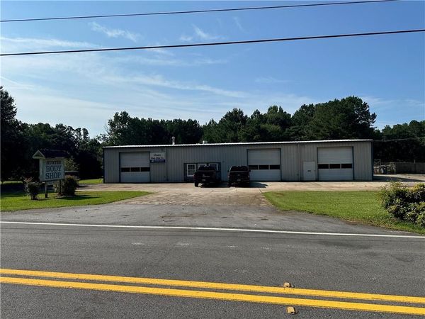 890 Sleepy Hollow Road , Powder Springs, GA 30127