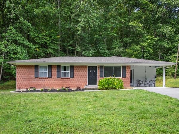 42 Carpenter Lane, Dahlonega, GA 30533